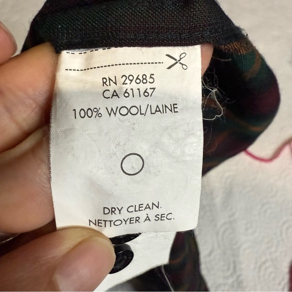 Pendleton Casual Red and Green Plaid Shirt size Medium - Picture 11 of 16